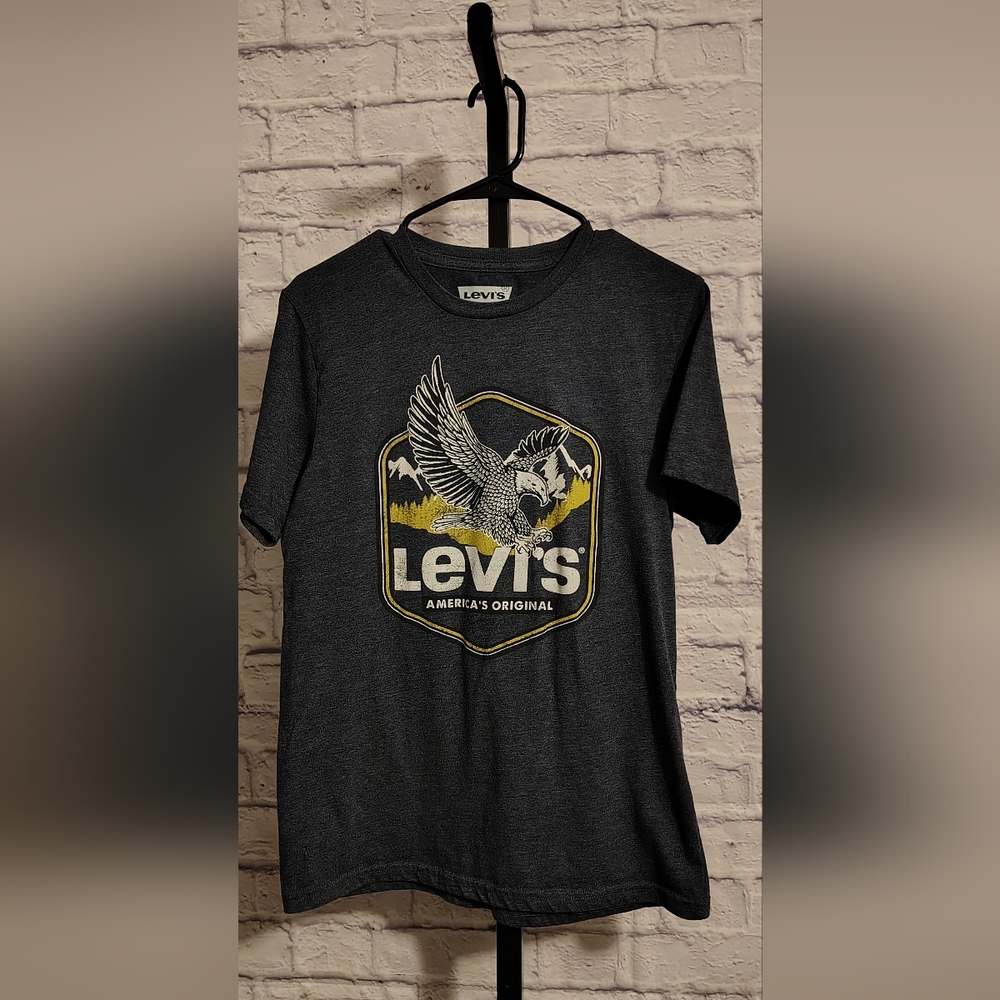 Levi's Navy Graphic T-Shirt Size Medium